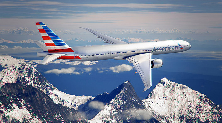2013-american-airlines-rebrand-silver-plane